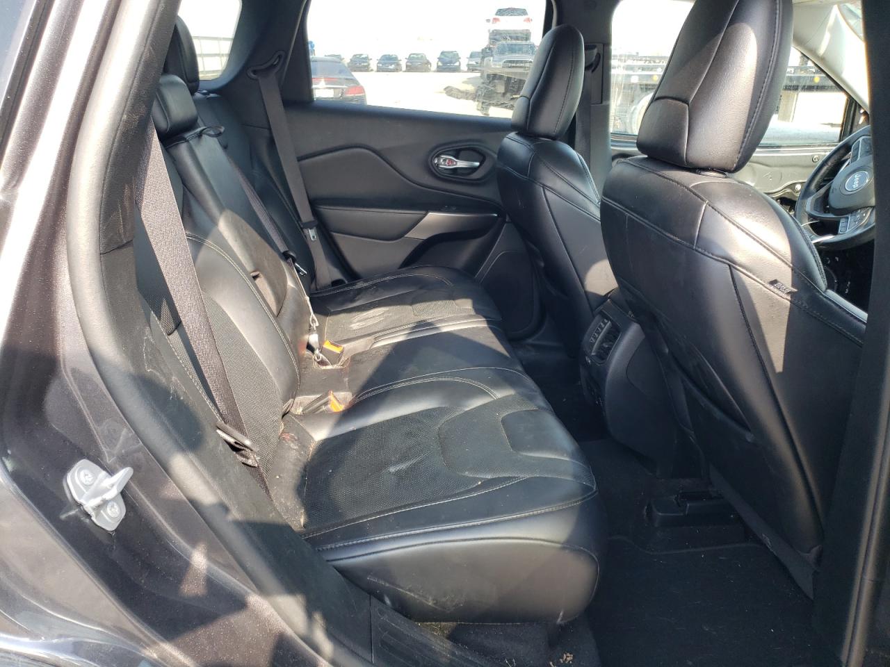 Photo 6 from auction – 2020 JEEP CHEROKEE L with VIN 1C4PJLDB0LD529986