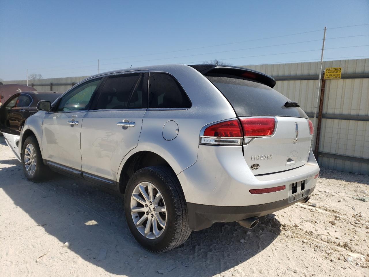 Photo 3 from auction – 2015 LINCOLN MKX with VIN 2LMDJ6JKXFBL24095