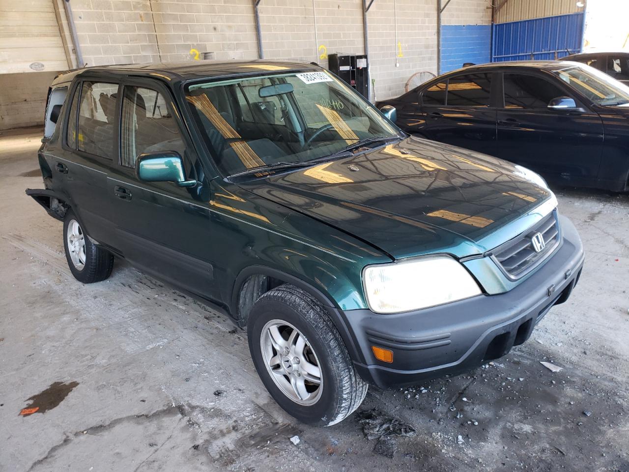 HONDA CR-V 2001 with VIN JHLRD18621C050301 - Photo from auction