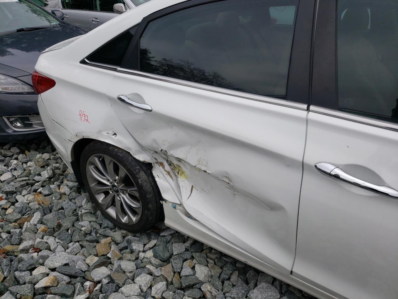 Photo 9 from auction – 2013 HYUNDAI SONATA SE with VIN 5NPEC4AB2DH565444