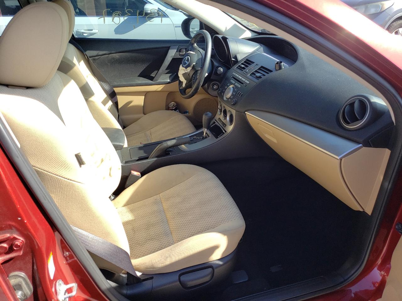 Photo 5 from auction – 2010 MAZDA 3 I with VIN JM1BL1SF2A1175532