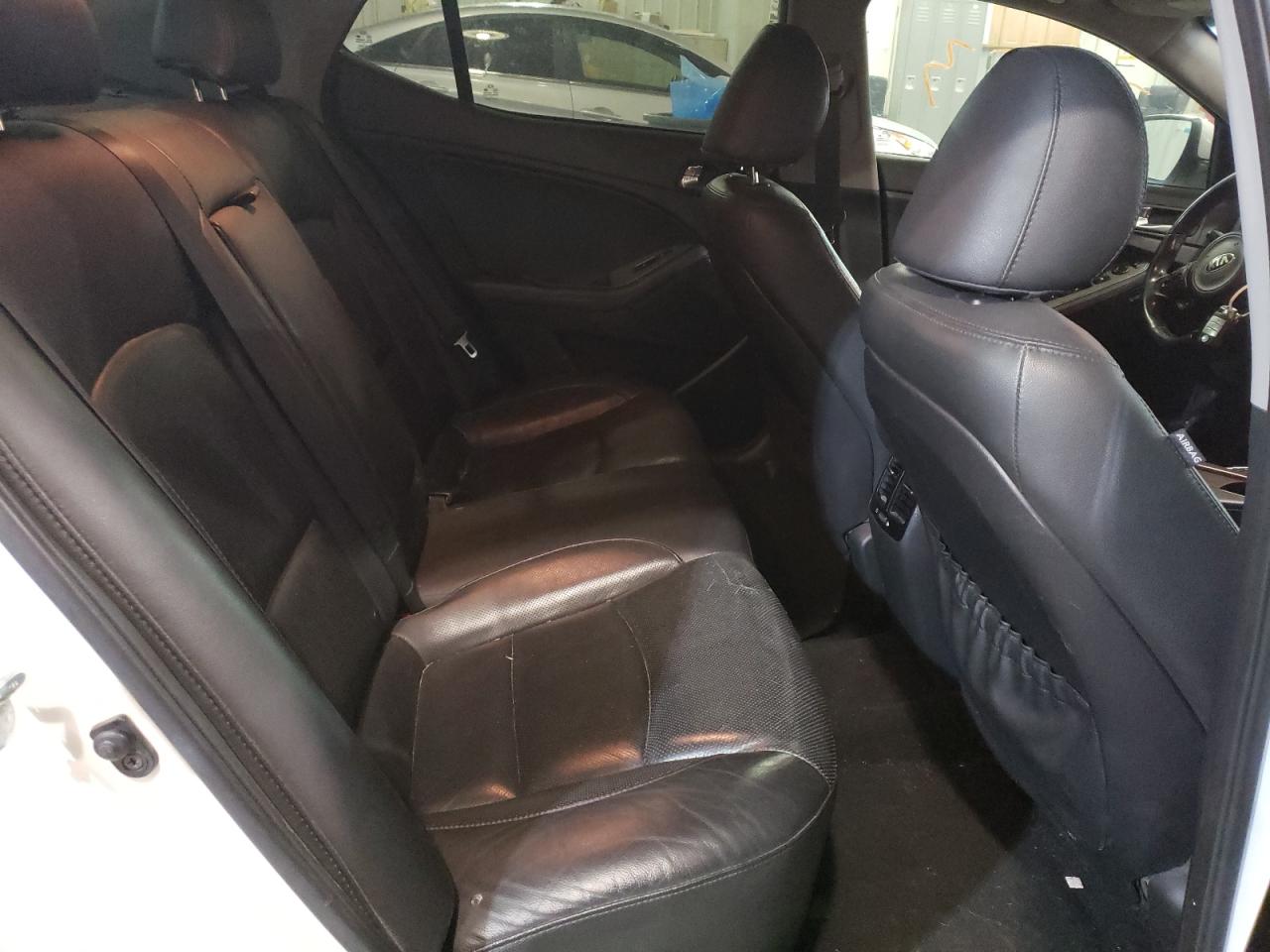 Photo 6 from auction – 2014 KIA OPTIMA SX with VIN 5XXGR4A64EG285256