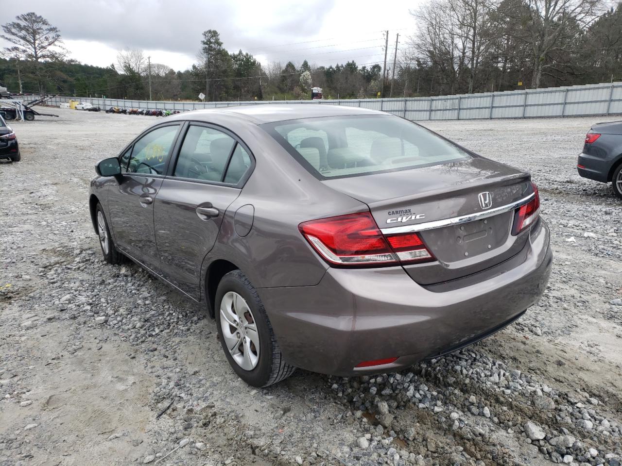 Photo 3 from auction – 2015 HONDA CIVIC LX with VIN 19XFB2F50FE070018