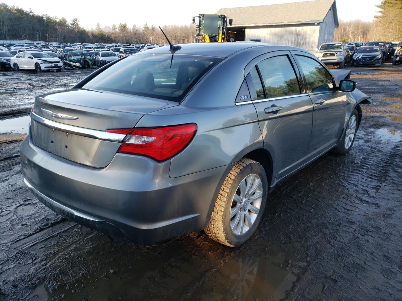 Photo 4 from auction – 2012 CHRYSLER 200 TOURIN with VIN 1C3CCBBB0CN103767