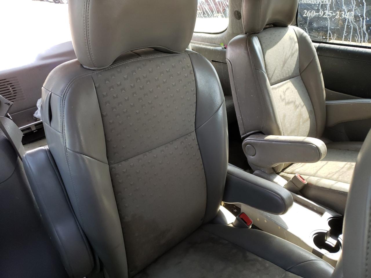 Photo 6 from auction – 2005 CHEVROLET UPLANDER L with VIN 1GNDV33L25D181636