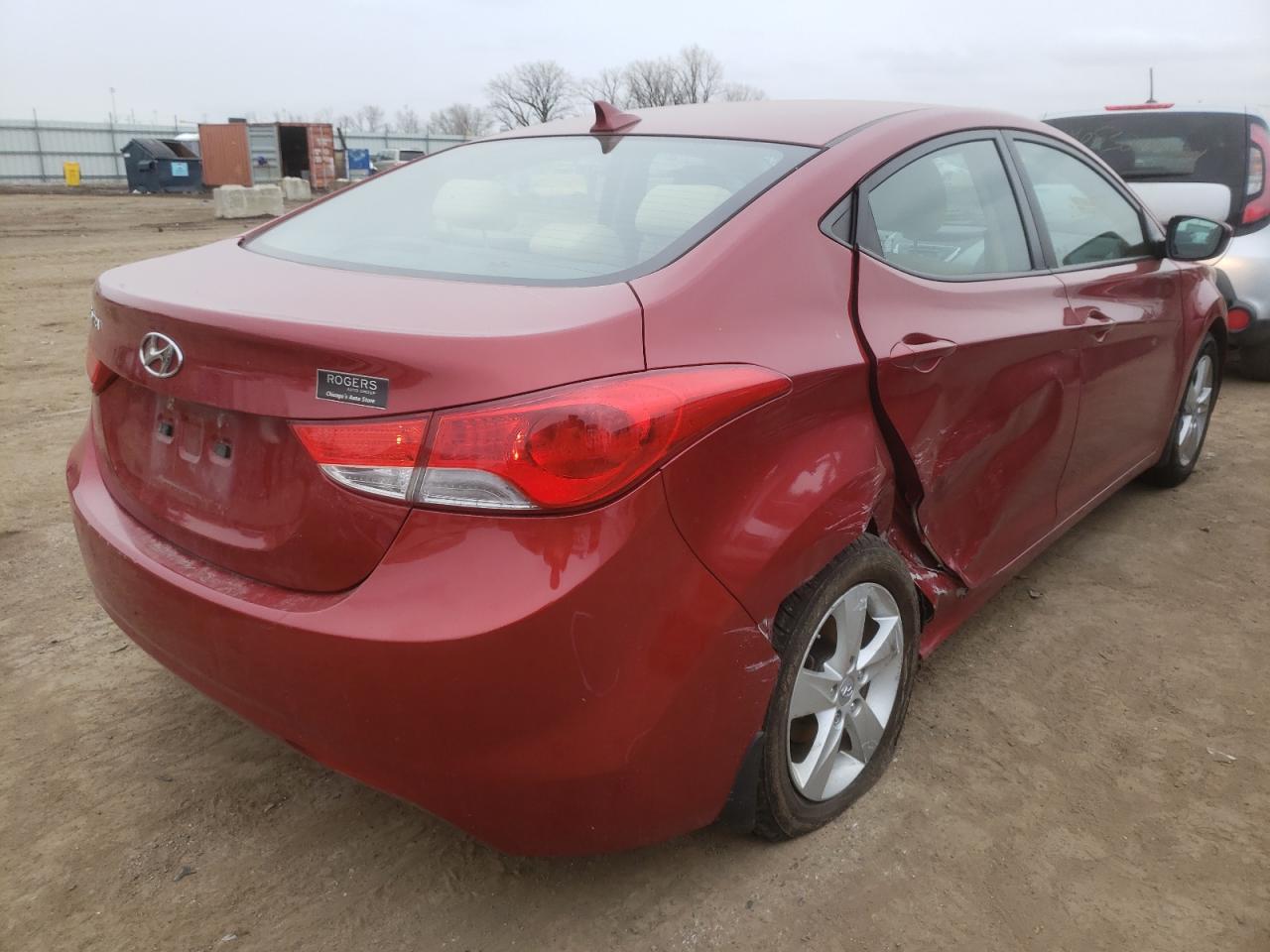 Photo 4 from auction – 2012 HYUNDAI ELANTRA GL with VIN KMHDH4AE1CU466735