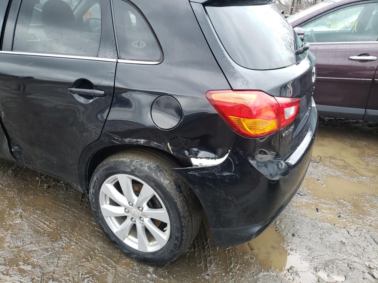 Photo 9 from auction – 2015 MITSUBISHI OUTLANDER with VIN 4A4AR4AW6FE027731