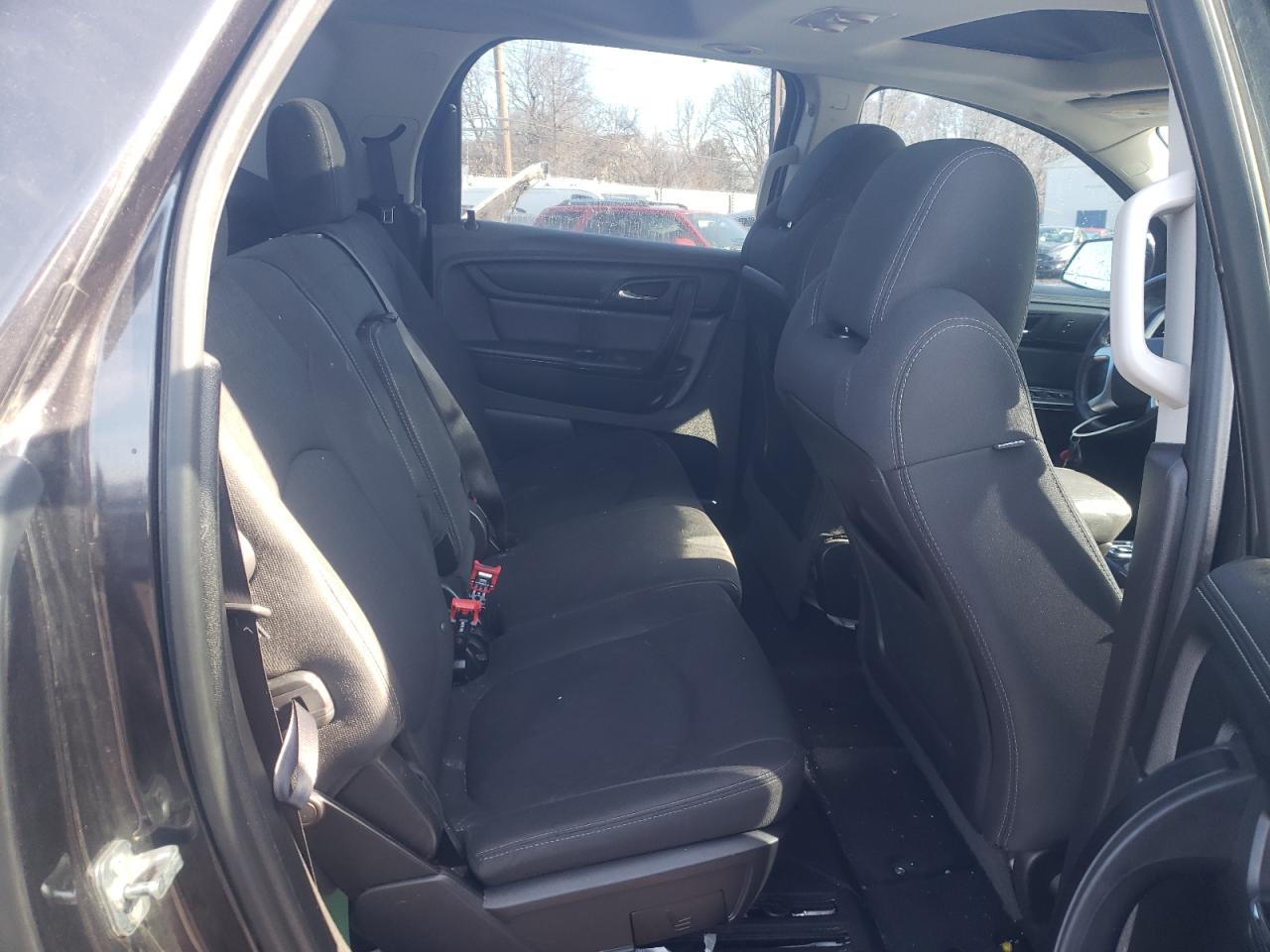 Photo 6 from auction – 2016 GMC ACADIA SLE with VIN 1GKKRPKD5GJ111739