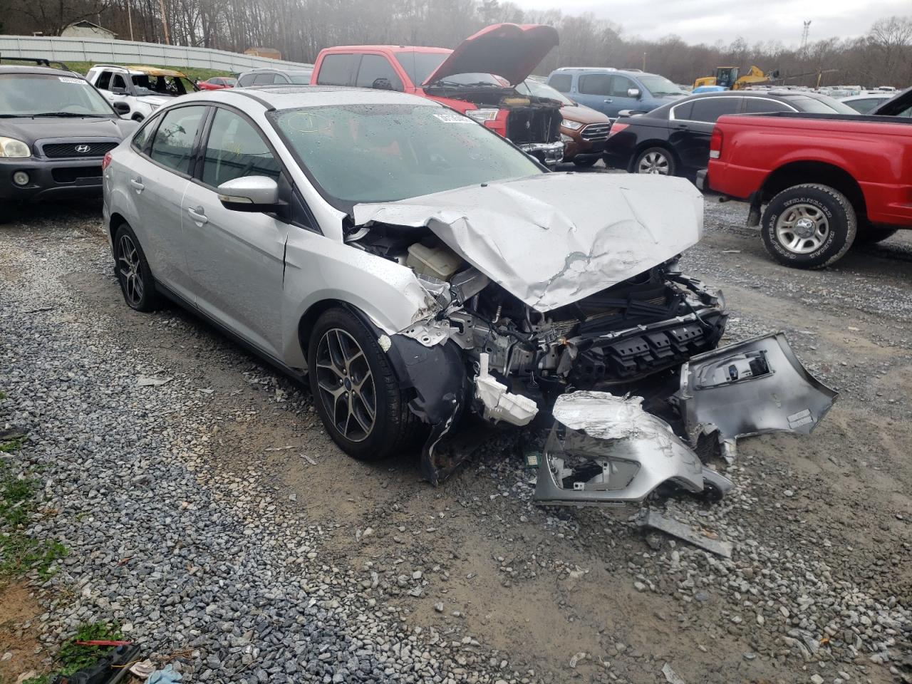 FORD FOCUS SEL 2017 with VIN 1FADP3H2XHL234442 - Photo from auction