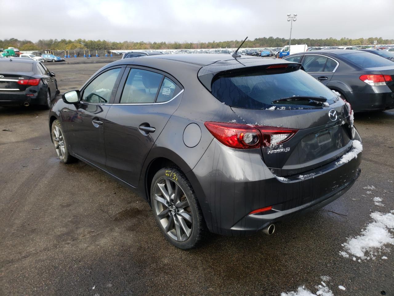Photo 3 from auction – 2018 MAZDA 3 TOURING with VIN 3MZBN1L38JM164114