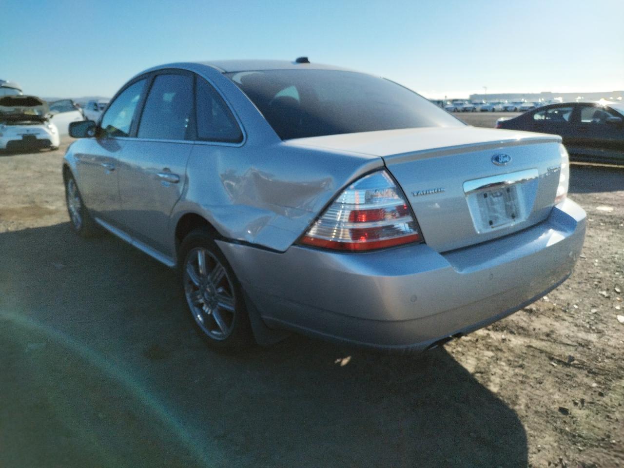 Photo 3 from auction – 2008 FORD TAURUS with VIN 1FAHP25W98G163777