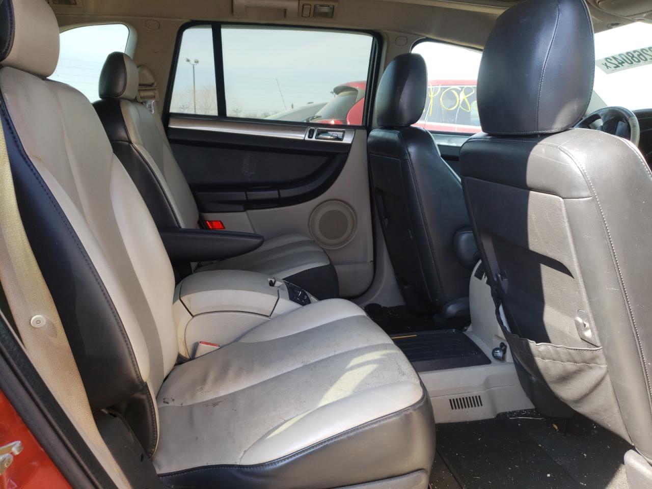 Photo 6 from auction – 2006 CHRYSLER PACIFICA T with VIN 2A8GF68416R696396