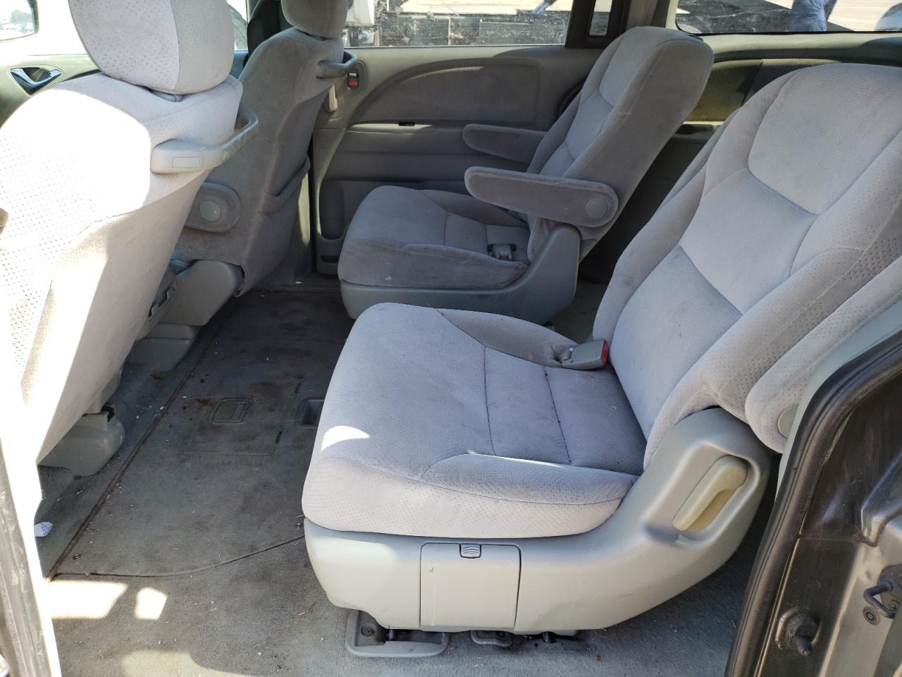 Photo 6 from auction – 2007 HONDA ODYSSEY LX with VIN 5FNRL38237B012452