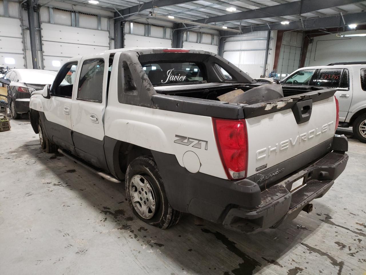 Photo 3 from auction – 2003 CHEVROLET AVALANCHE with VIN 3GNEK13T13G204972