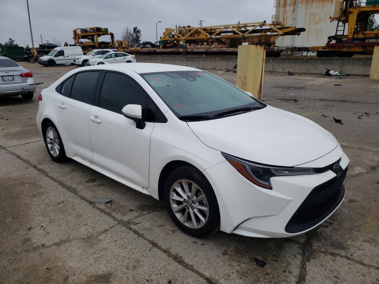 TOYOTA COROLLA LE 2022 with VIN JTDVPMAE2NJ200589 - Photo from auction