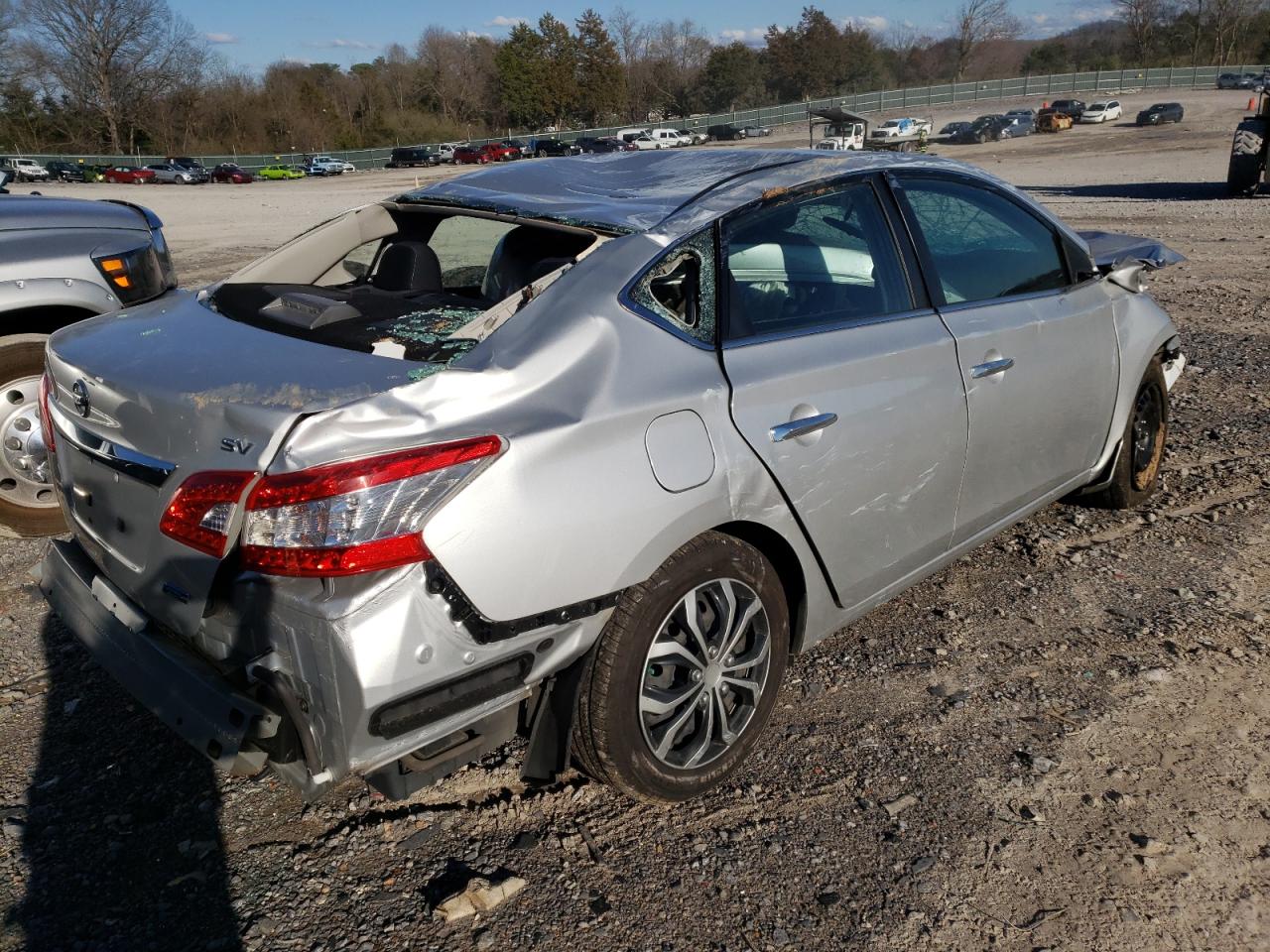 Photo 4 from auction – 2014 NISSAN SENTRA S with VIN 3N1AB7AP1EY294334