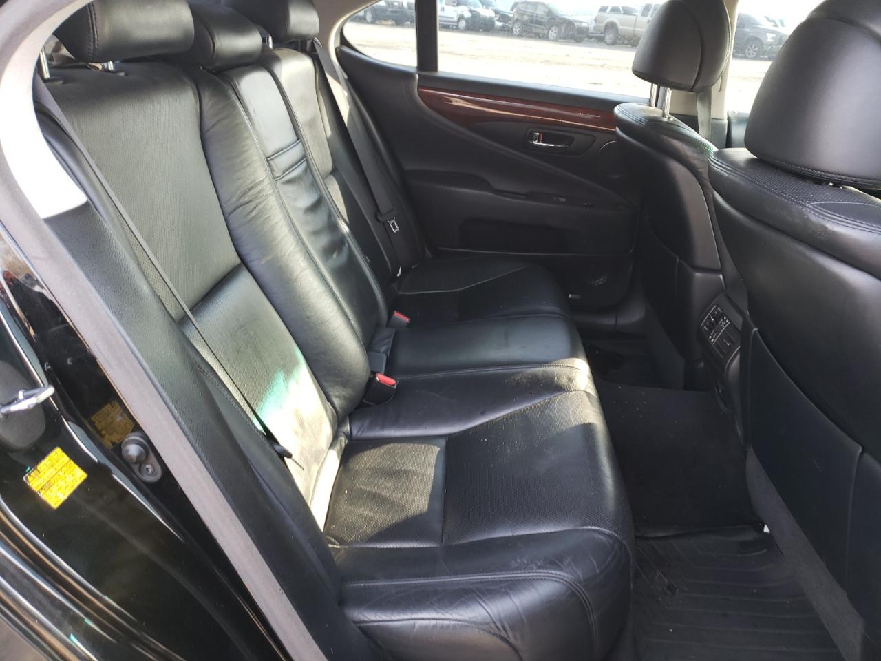 Photo 6 from auction – 2010 LEXUS LS 460 with VIN JTHCL5EF0A5007662