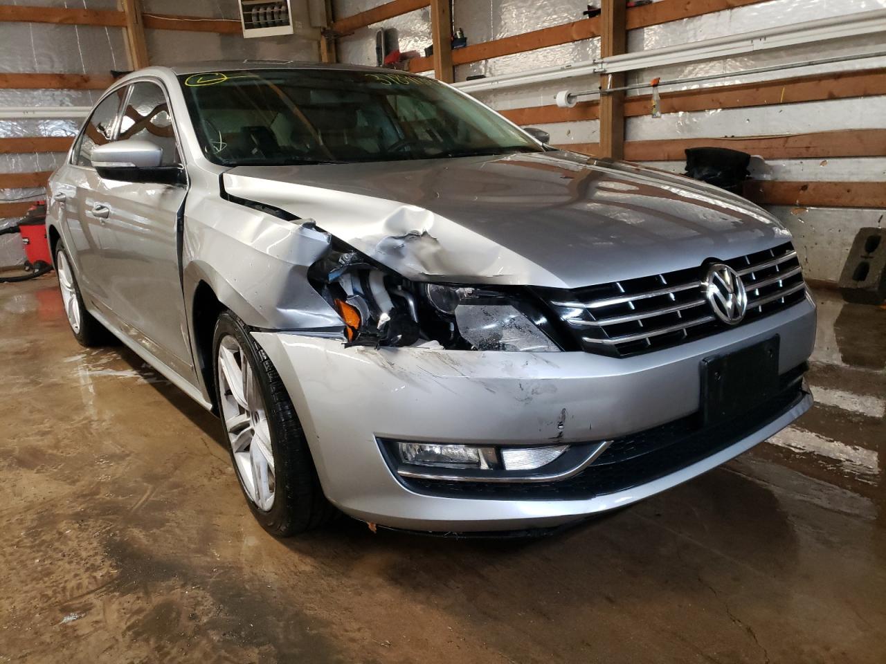 Photo 1 from auction – 2012 VOLKSWAGEN PASSAT SEL with VIN 1VWCM7A36CC080214