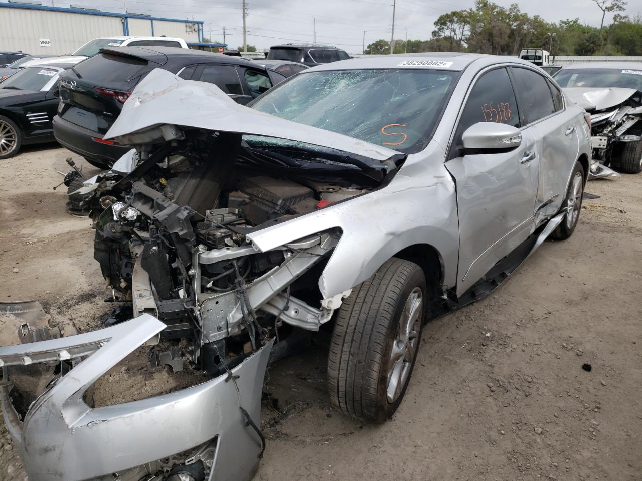 Photo 2 from auction – 2015 NISSAN ALTIMA 2.5 with VIN 1N4AL3AP3FC108232