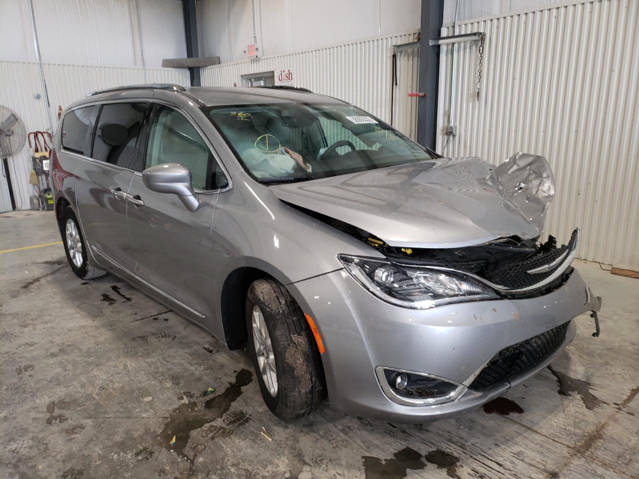 CHRYSLER PACIFICA T 2020 with VIN 2C4RC1BG2LR247691 - Photo from auction