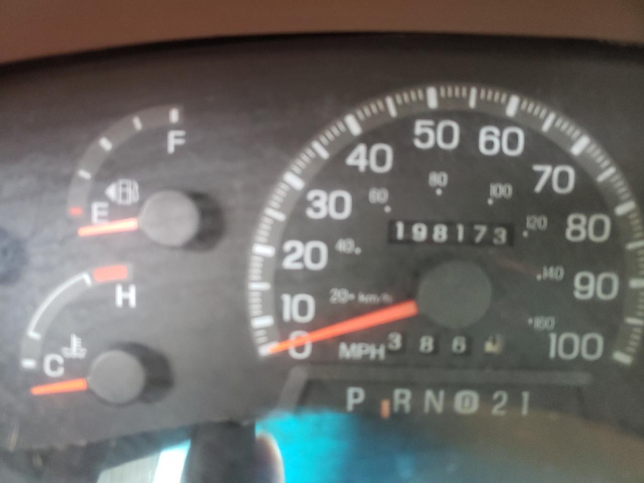 Photo 8 from auction – 1997 FORD EXPEDITION with VIN 1FMEU18W1VLA98286