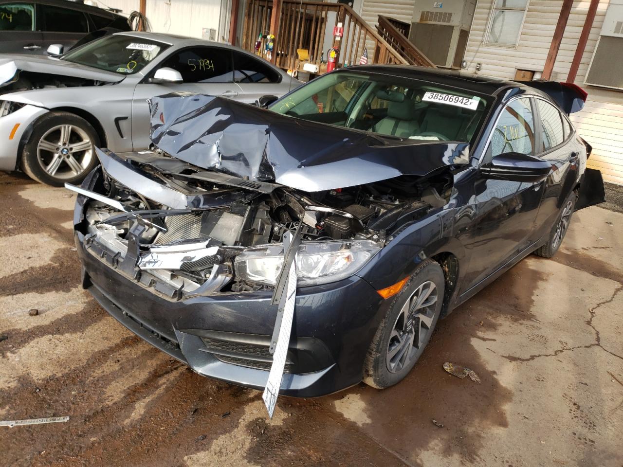 Photo 2 from auction – 2017 HONDA CIVIC EX with VIN 19XFC2F79HE226574
