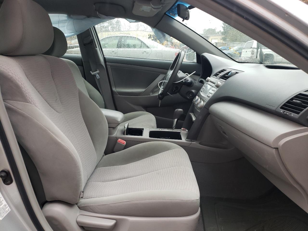 Photo 5 from auction – 2011 TOYOTA CAMRY BASE with VIN 4T1BF3EK2BU665007