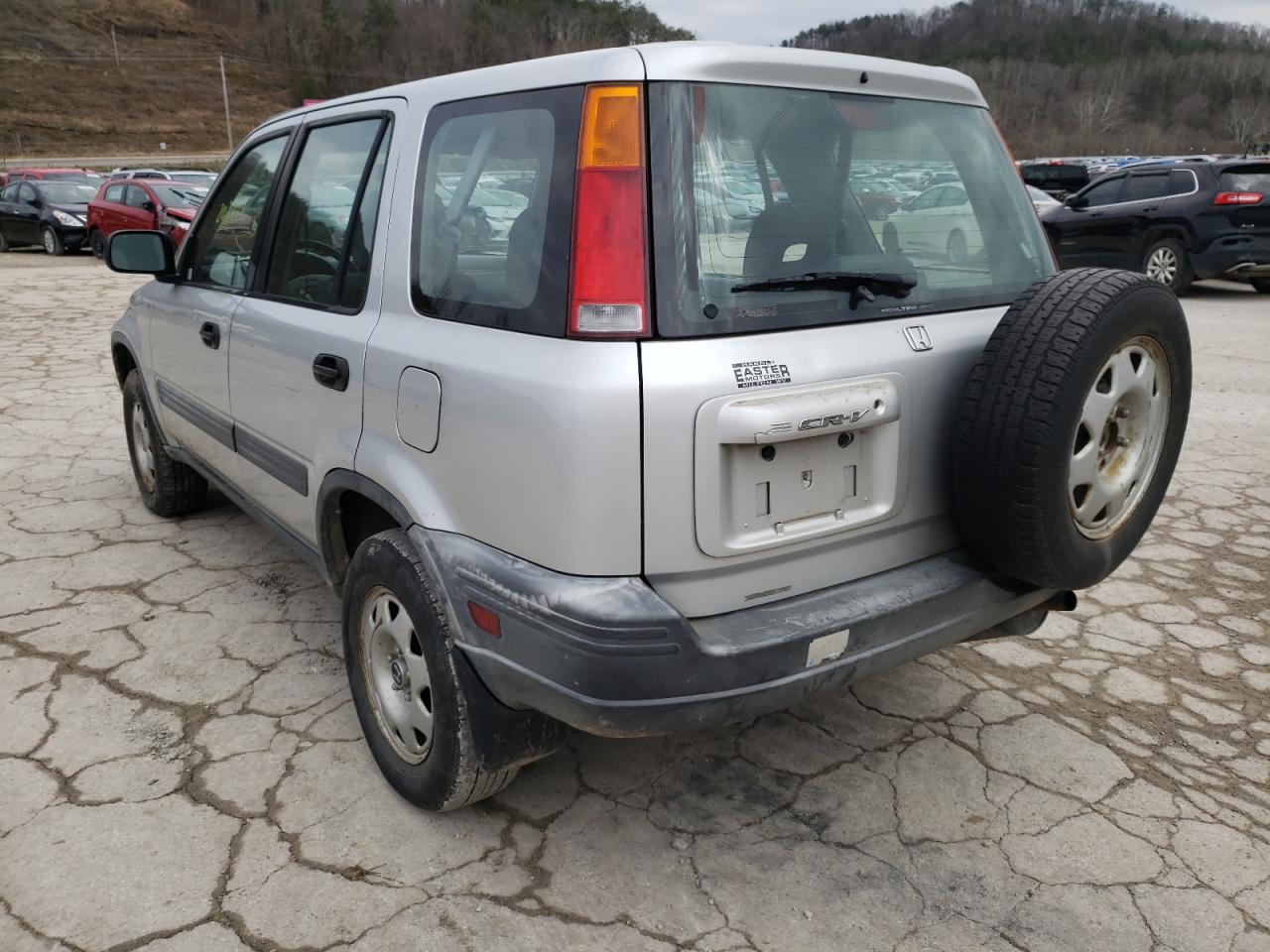 Photo 3 from auction – 2000 HONDA CR-V LX with VIN JHLRD1840YC040682