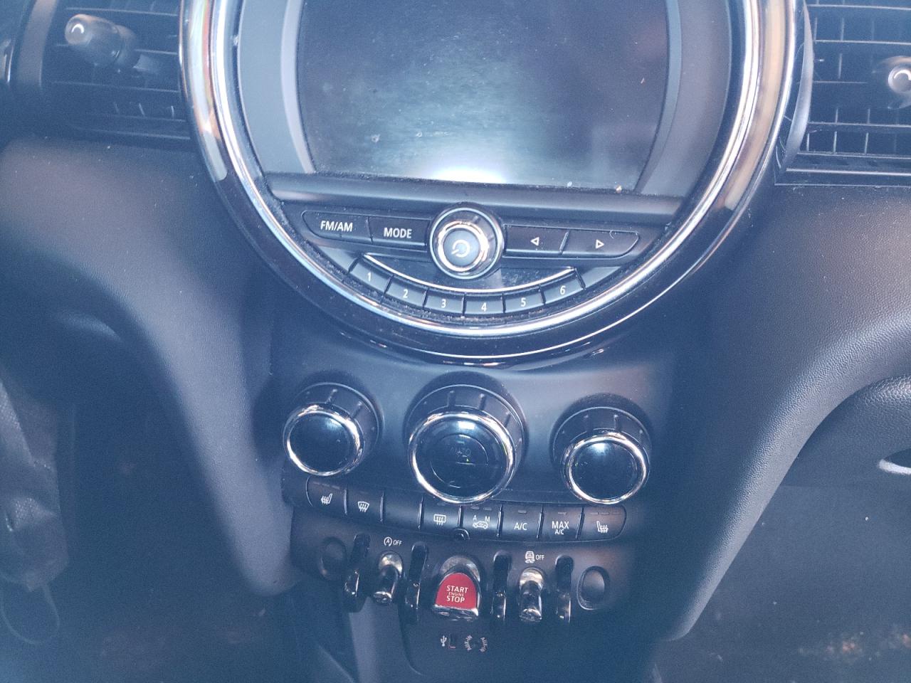 Photo 9 from auction – 2014 MINI COOPER with VIN WMWXM5C50ET936954
