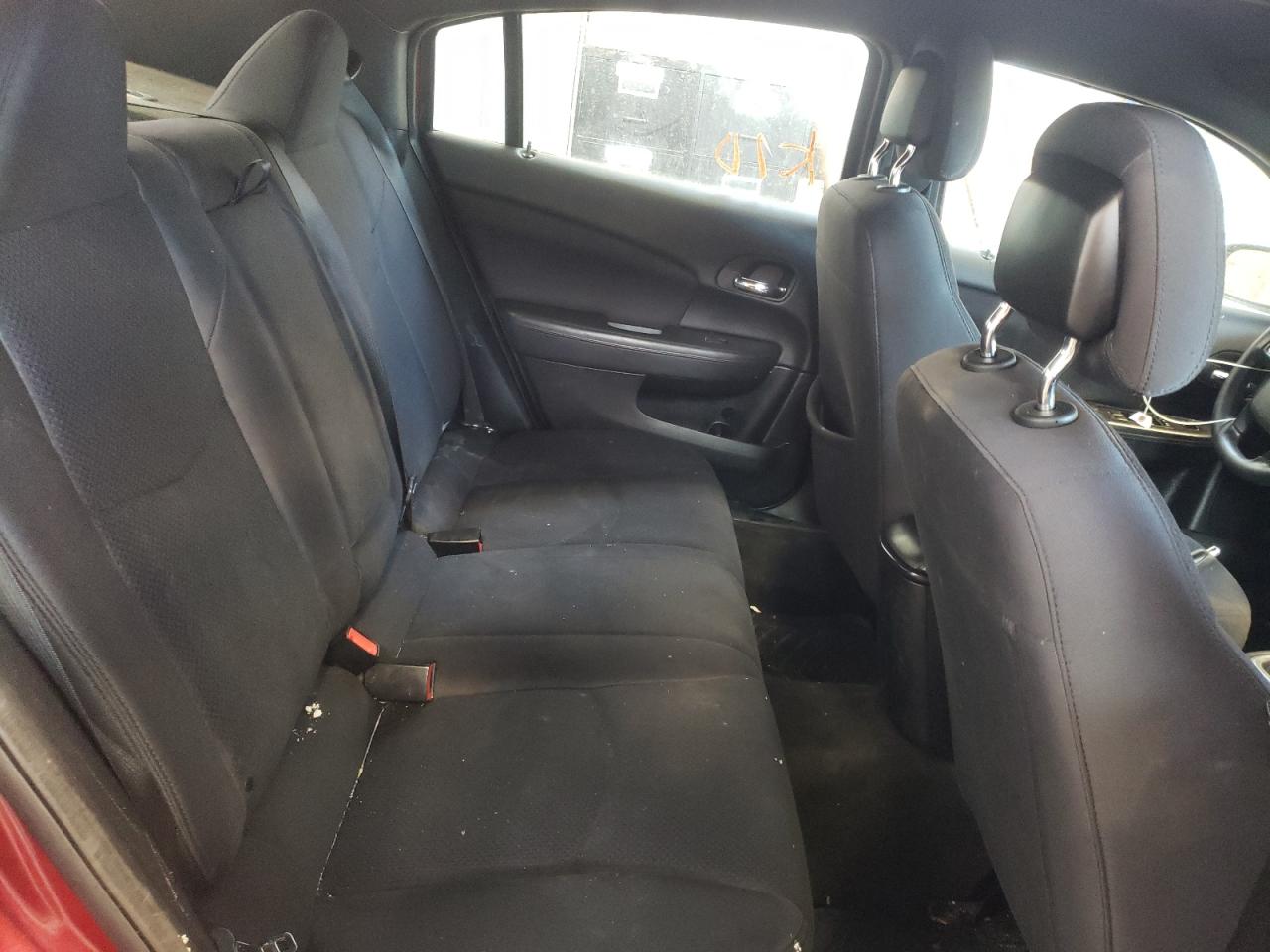 Photo 6 from auction – 2013 CHRYSLER 200 LX with VIN 1C3CCBABXDN533213