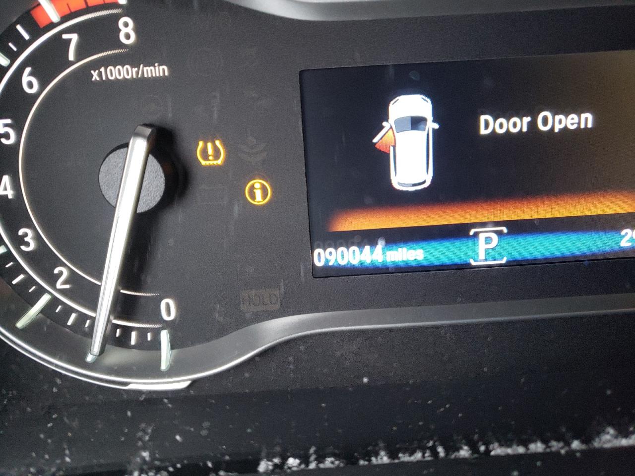 Photo 8 from auction – 2016 HONDA PILOT EXL with VIN 5FNYF6H50GB044533
