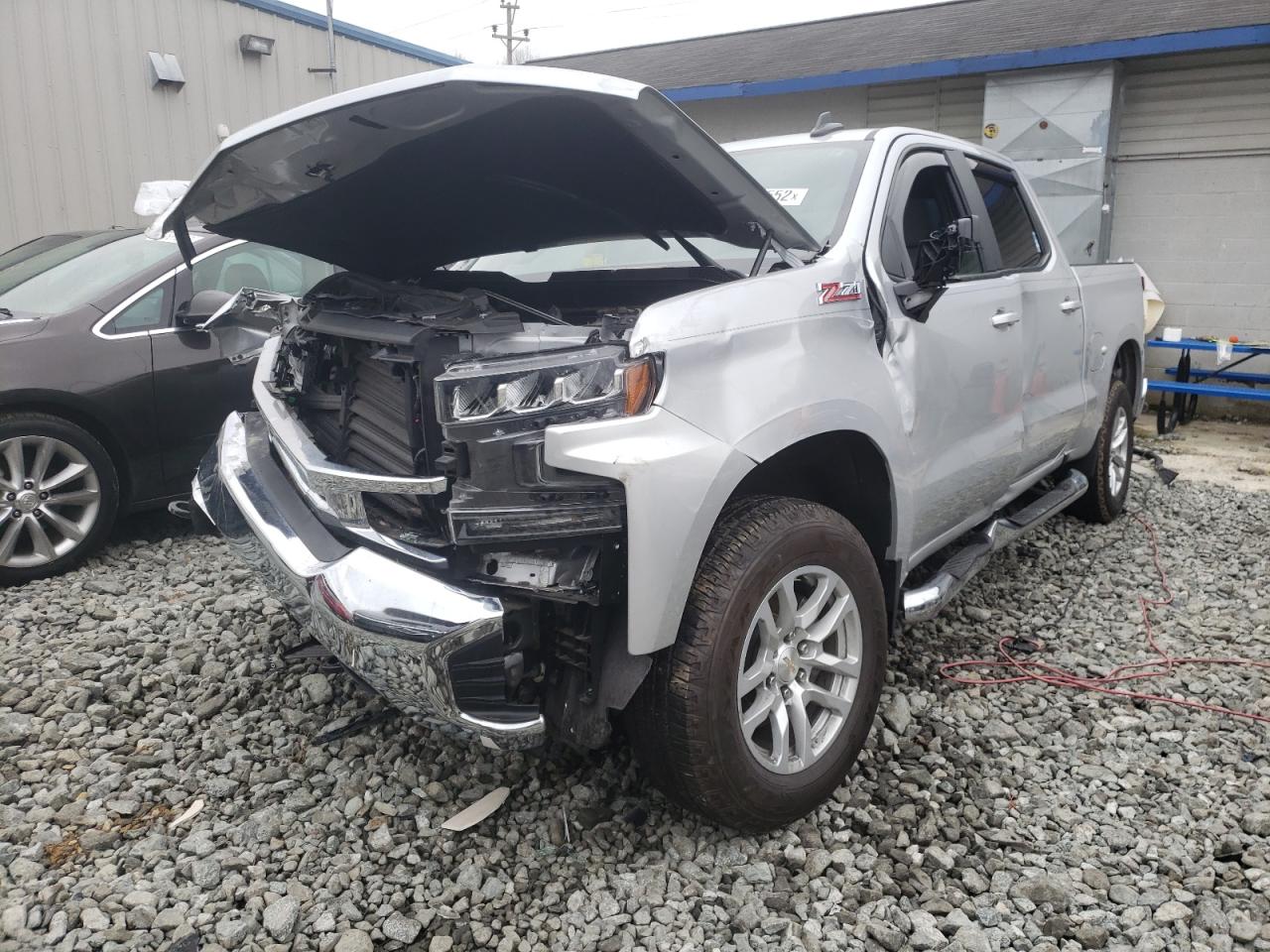 Photo 2 from auction – 2019 CHEVROLET SILVERADO with VIN 1GCUYDED3KZ155590