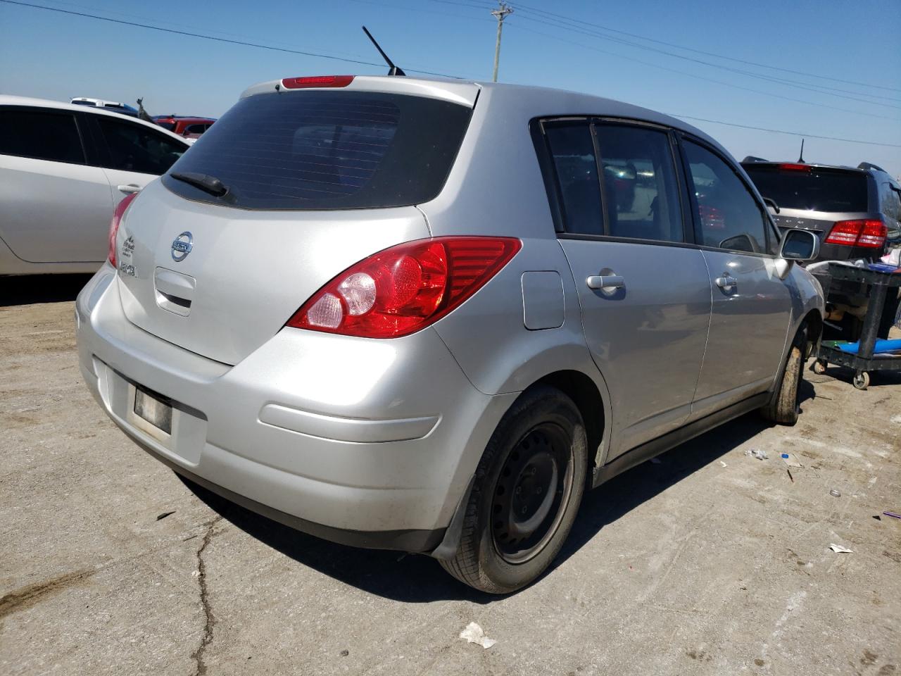 Photo 4 from auction – 2008 NISSAN VERSA S with VIN 3N1BC13E28L427727