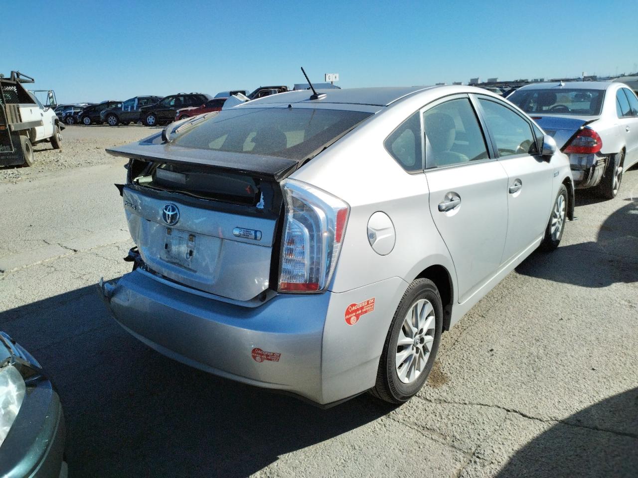 صورة رقم 4 من المزاد - 2013 TOYOTA PRIUS PLUG مع VIN JTDKN3DP3D3041794