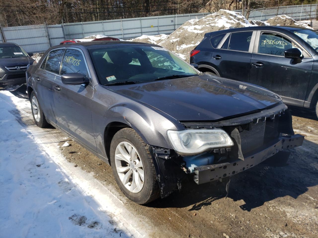 CHRYSLER 300 LIMITE 2015 with VIN 2C3CCAAG9FH930090 - Photo from auction