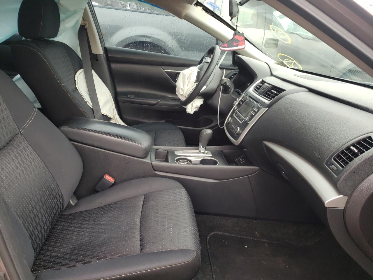 Photo 5 from auction – 2016 NISSAN ALTIMA 2.5 with VIN 1N4AL3AP0GC211982
