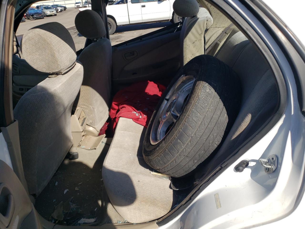 Photo 6 from auction – 2002 TOYOTA COROLLA CE with VIN 1NXBR12E52Z617818