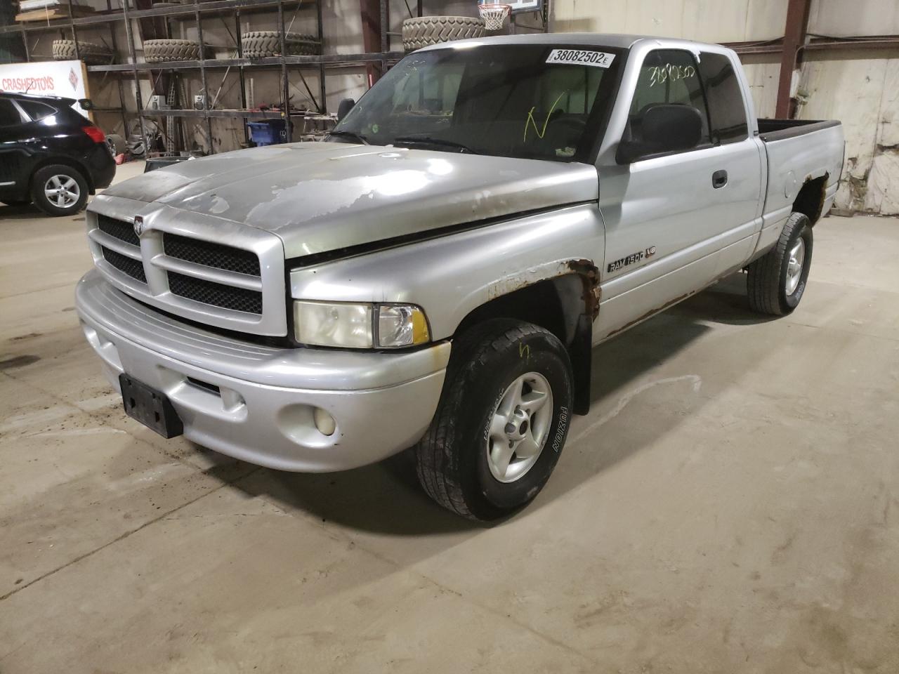 Photo 2 from auction – 2001 DODGE RAM 1500 with VIN 1B7HF13Z61J547965