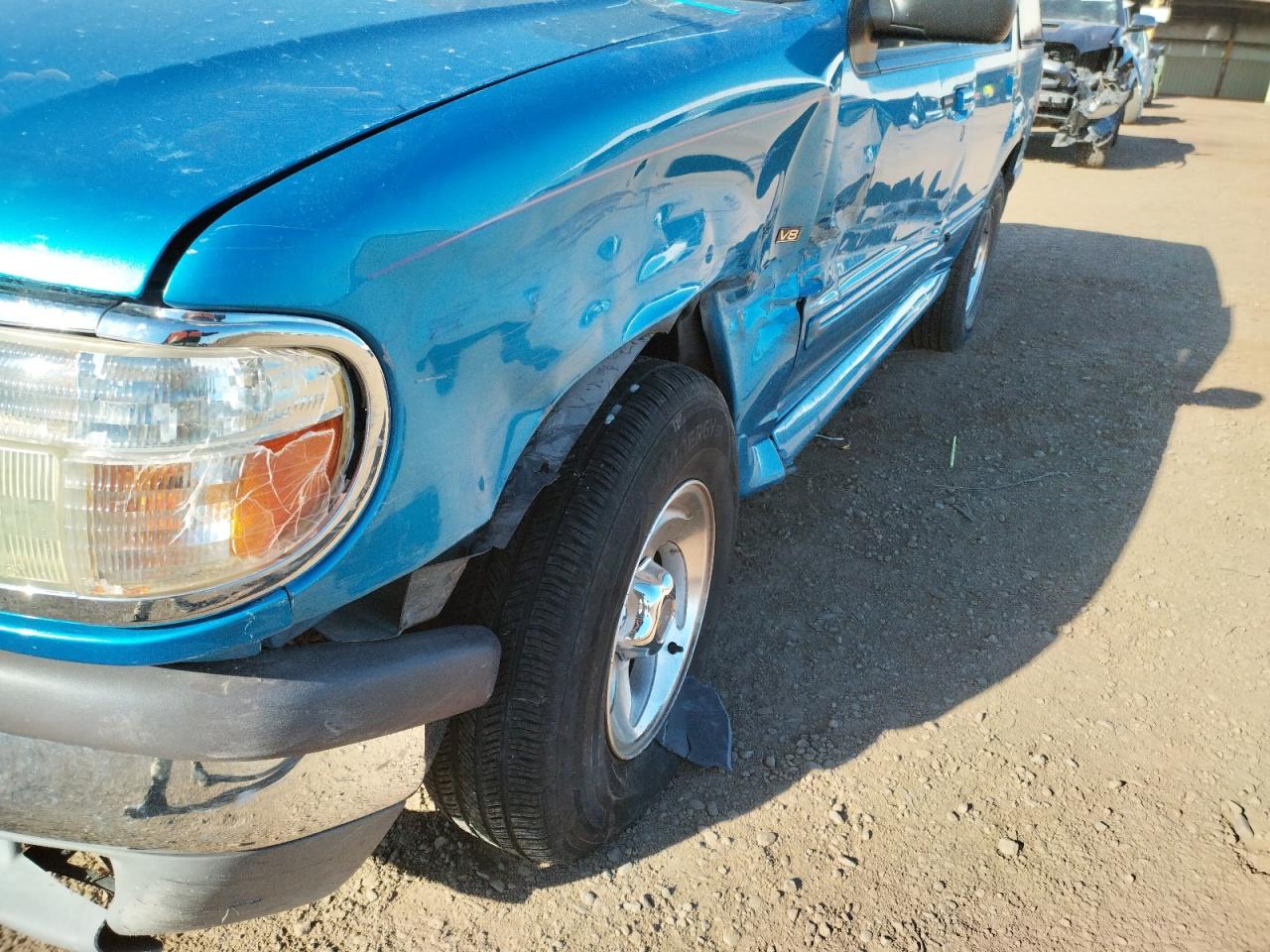 Photo 9 from auction – 1996 FORD EXPLORER with VIN 1FMDU32P0TZA74743