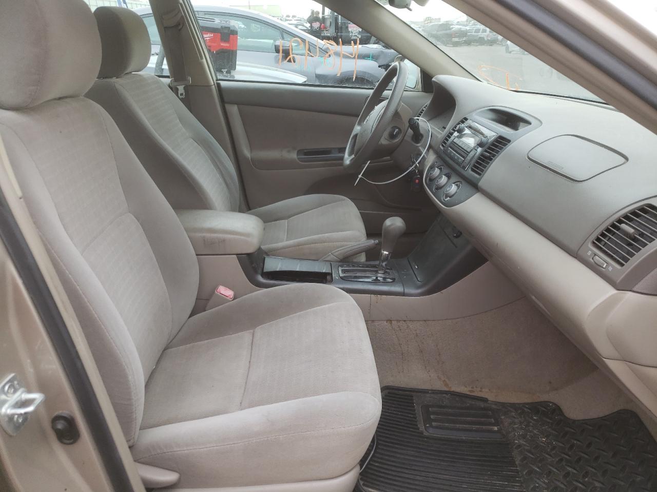 Photo 5 from auction – 2006 TOYOTA CAMRY LE with VIN 4T1BE32K16U154353
