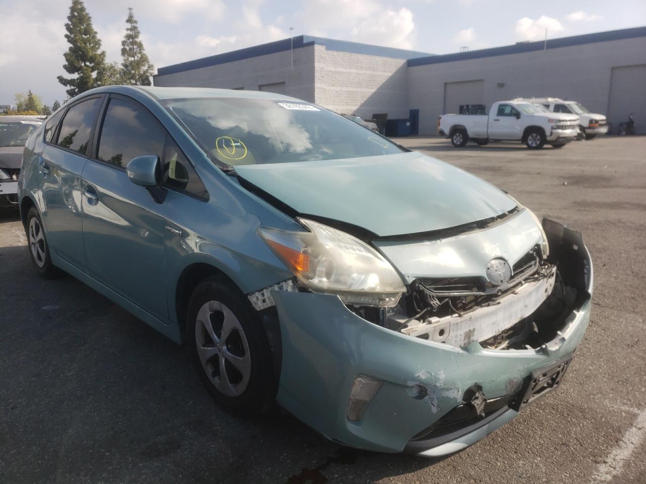 TOYOTA PRIUS 2015 with VIN JTDKN3DU9F1935027 - Photo from auction