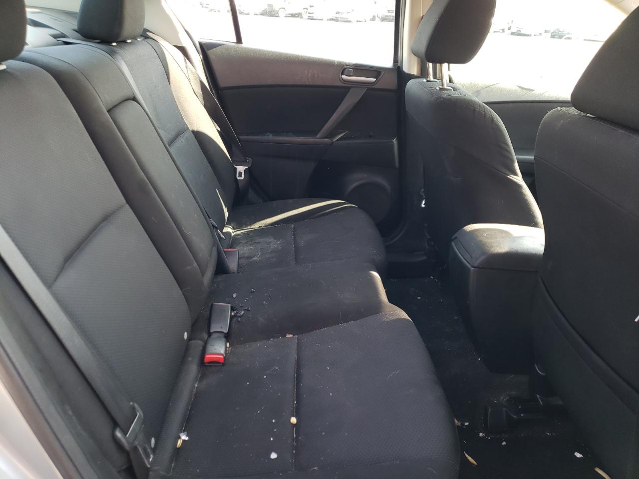 Photo 6 from auction – 2011 MAZDA 3 I with VIN JM1BL1VF0B1398990