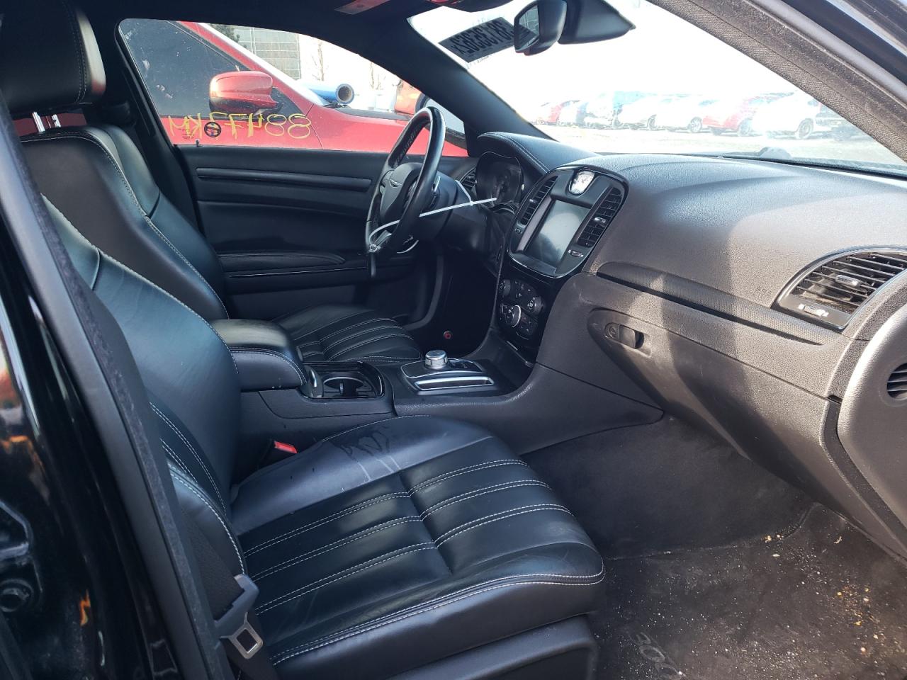 صورة رقم 5 من المزاد - 2015 CHRYSLER 300 S مع VIN 2C3CCABG0FH859361