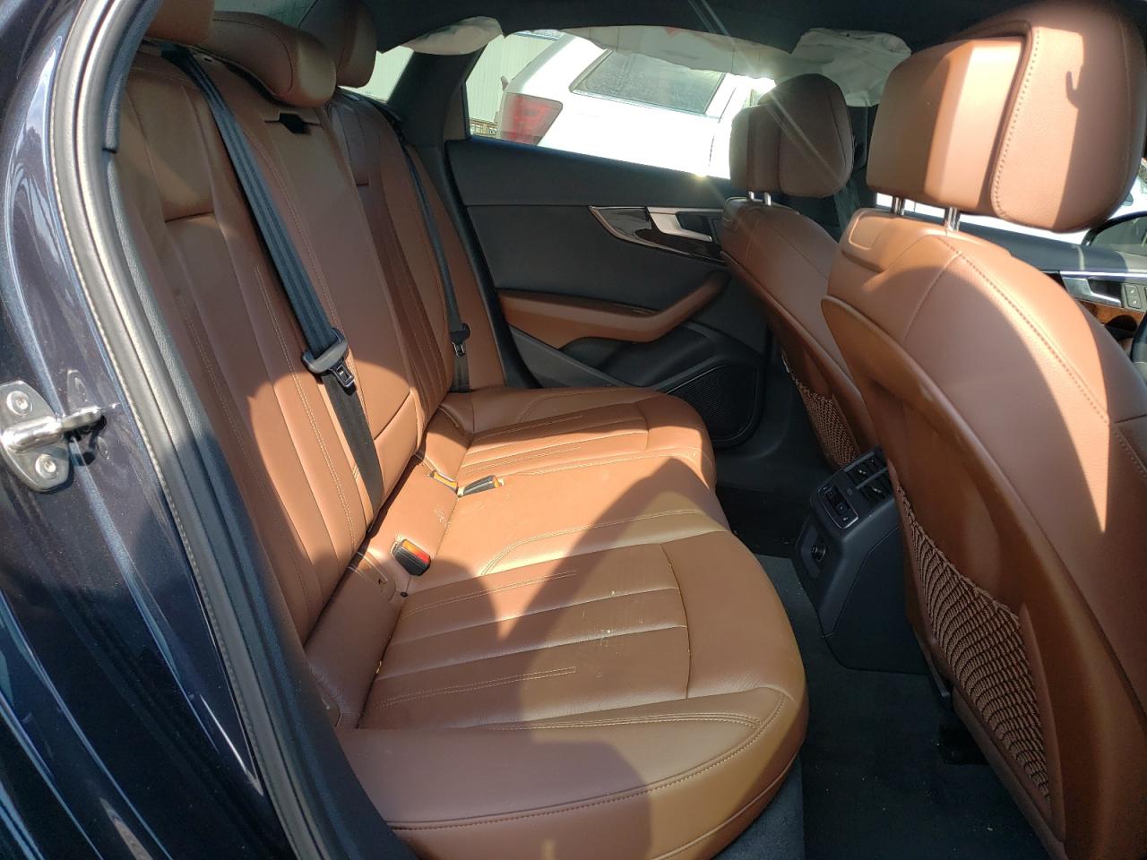 Photo 6 from auction – 2018 AUDI A4 PREMIUM with VIN WAUENAF49JN010230