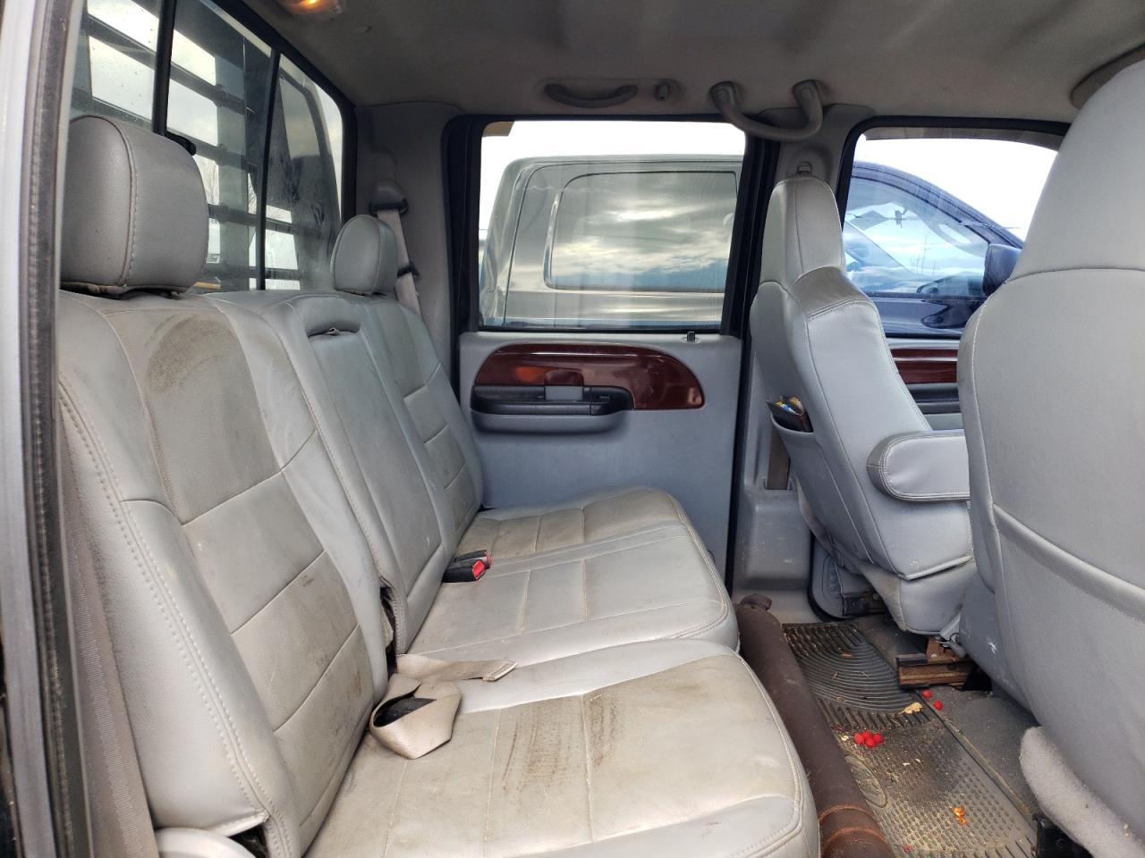 Photo 6 from auction – 2007 FORD F350 SUPER with VIN 1FTWW33PX7EA94307