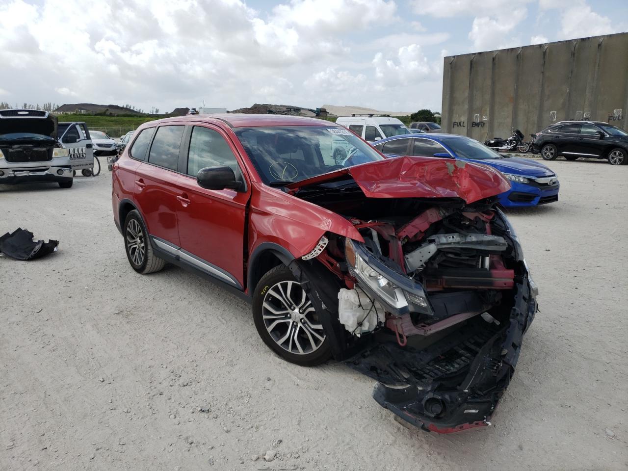 MITSUBISHI OUTLANDER 2017 with VIN JA4AD2A38HZ022343 - Photo from auction