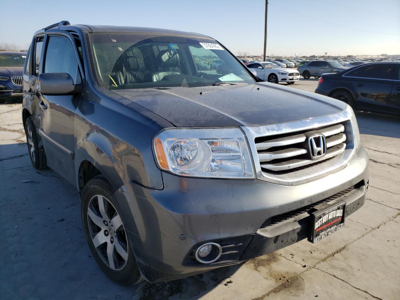 HONDA PILOT TOUR 2012 with VIN 5FNYF4H90CB051919 - Photo from auction