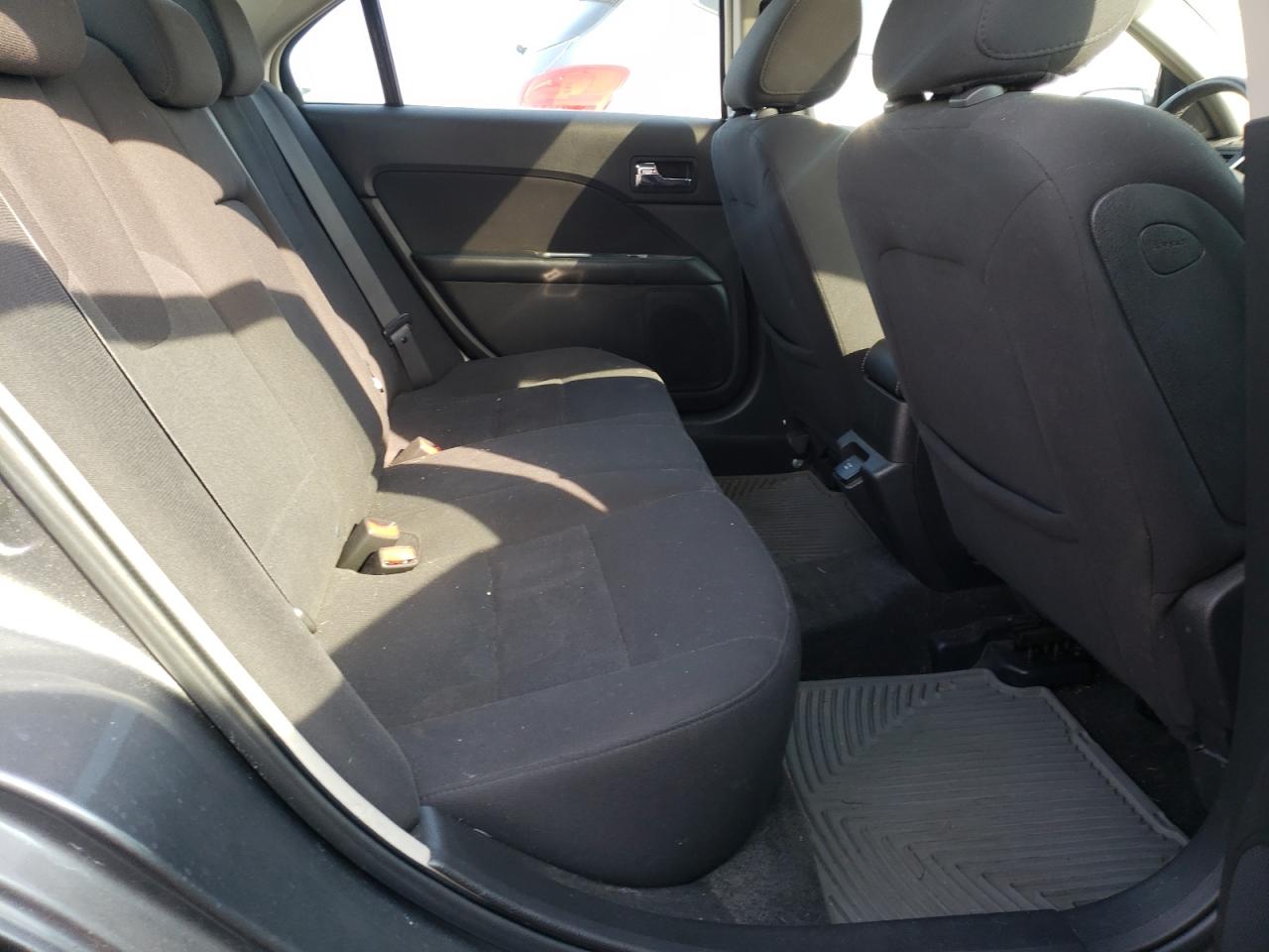 Photo 6 from auction – 2010 FORD FUSION with VIN 3FADP0L37AR170687