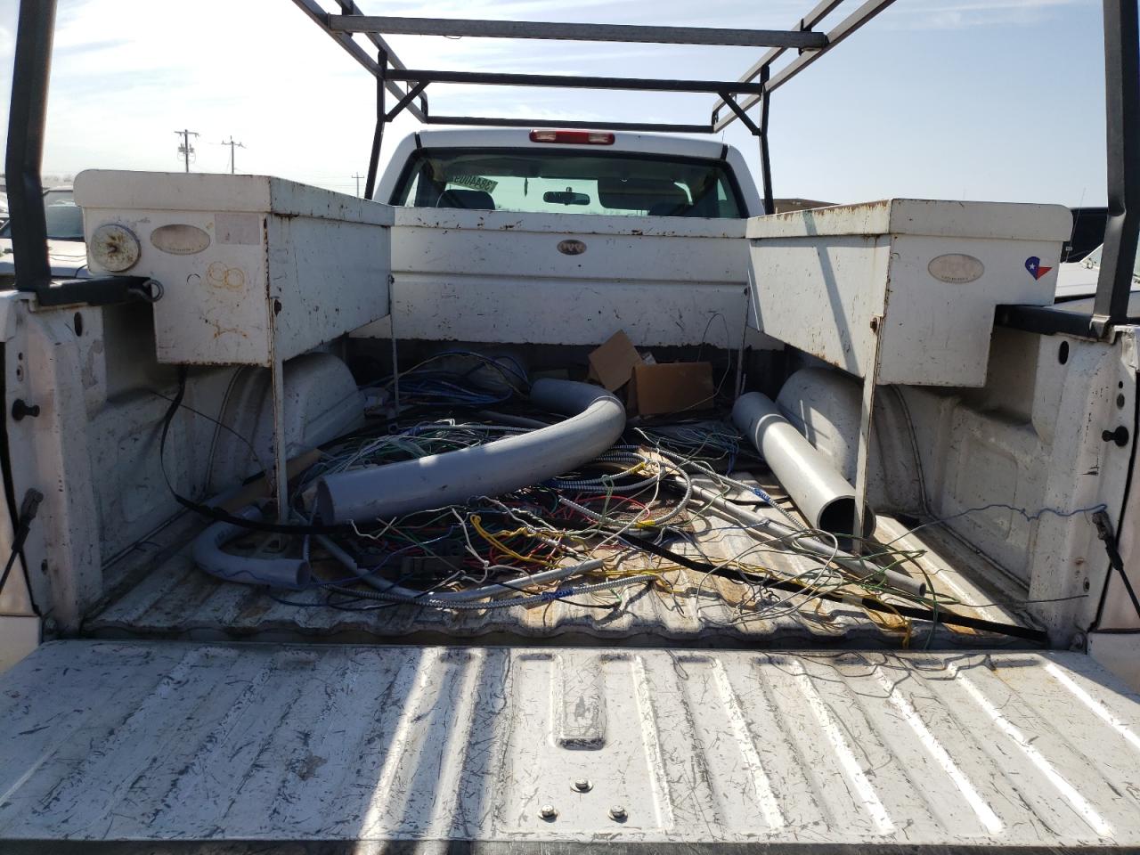 Photo 6 from auction – 2005 CHEVROLET SILVERADO with VIN 1GCHC24U85E308630