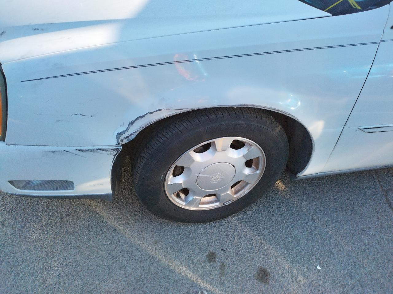 Photo 9 from auction – 2000 CADILLAC DEVILLE with VIN 1G6KD54Y2YU318610